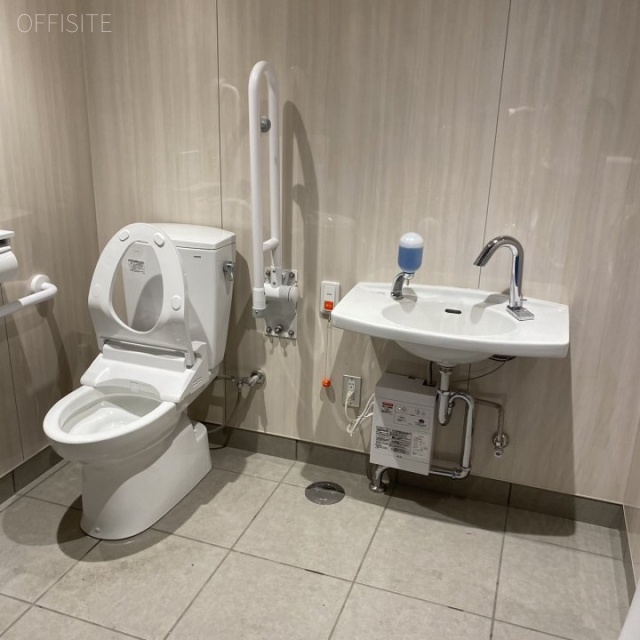 S-cube(south) 地下 共用トイレ