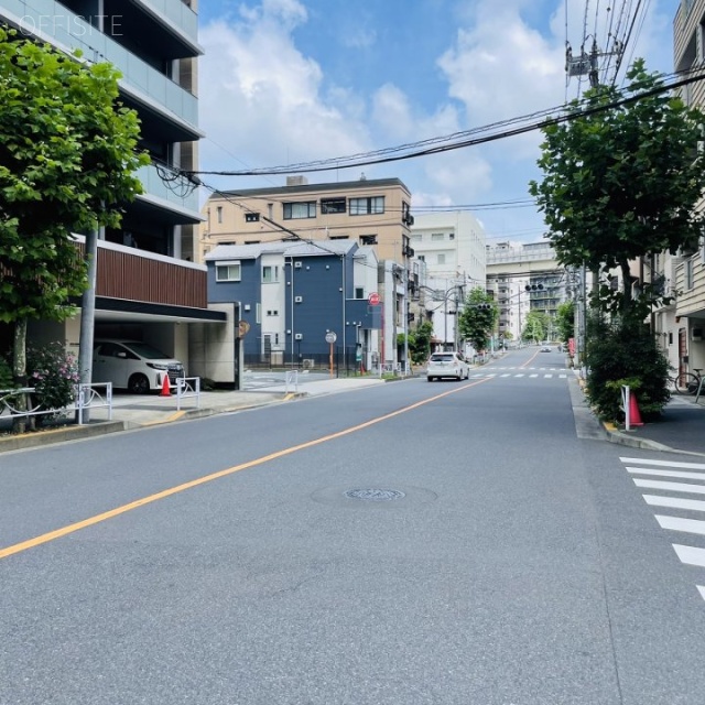 TANAKAビル 前面道路