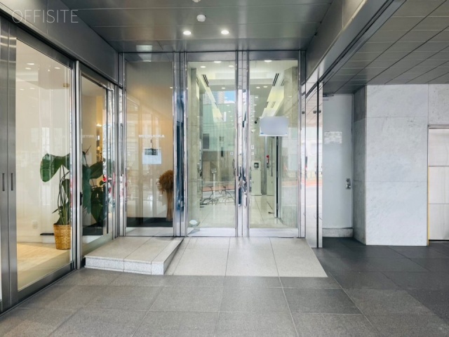 Daiwa麻布台ビル エントランス