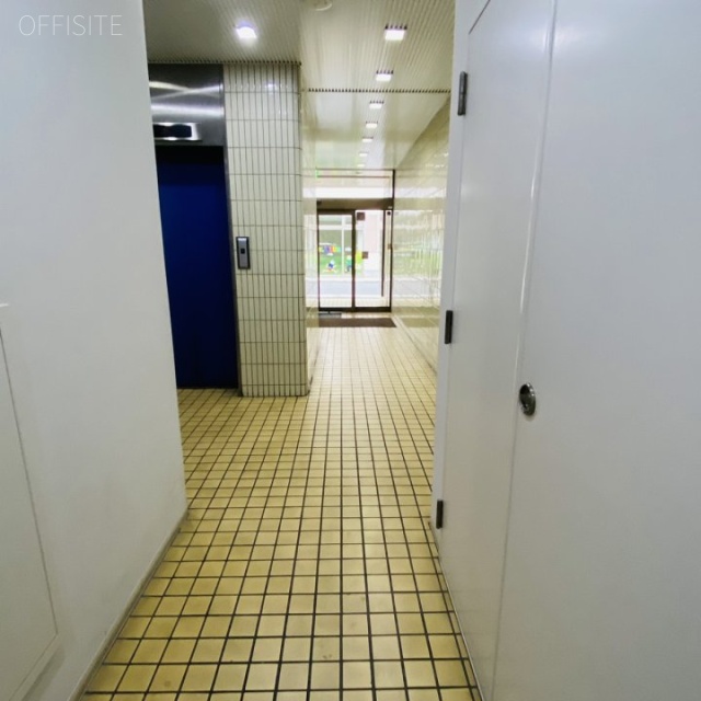 内神田ビル エントランス