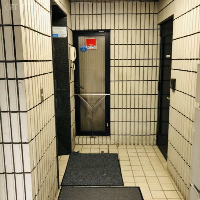 青山深見ビル エントランス