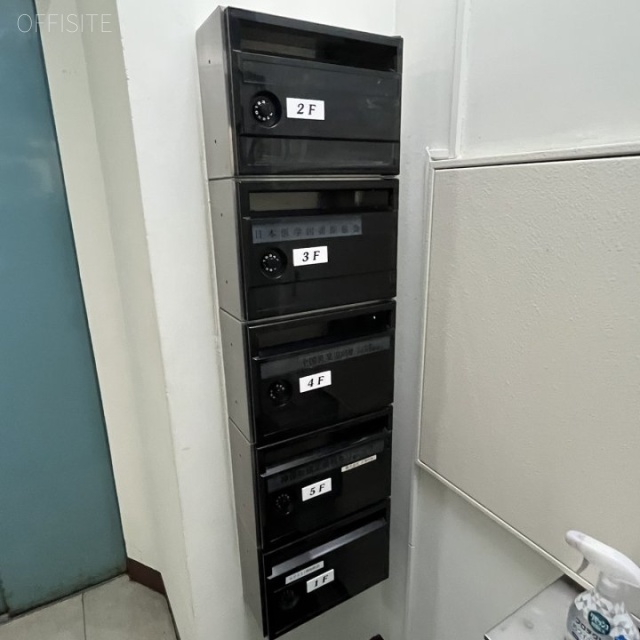 和田ビル エントランス