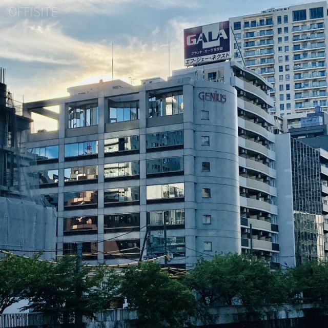 ジニアスビル 外観