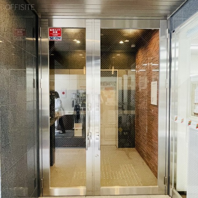 得水(とくすい)ビル オフィスビル出入口