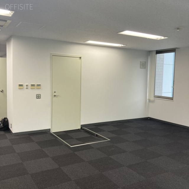 白金台ビル 基準階室内