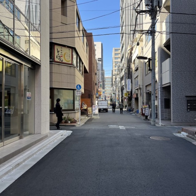 KURAMACHIビル 前面道路