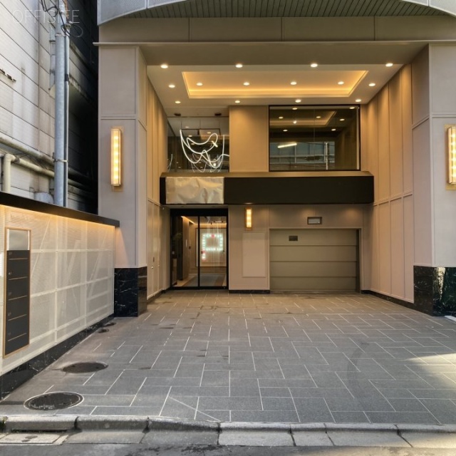 Polar 西新宿 外観