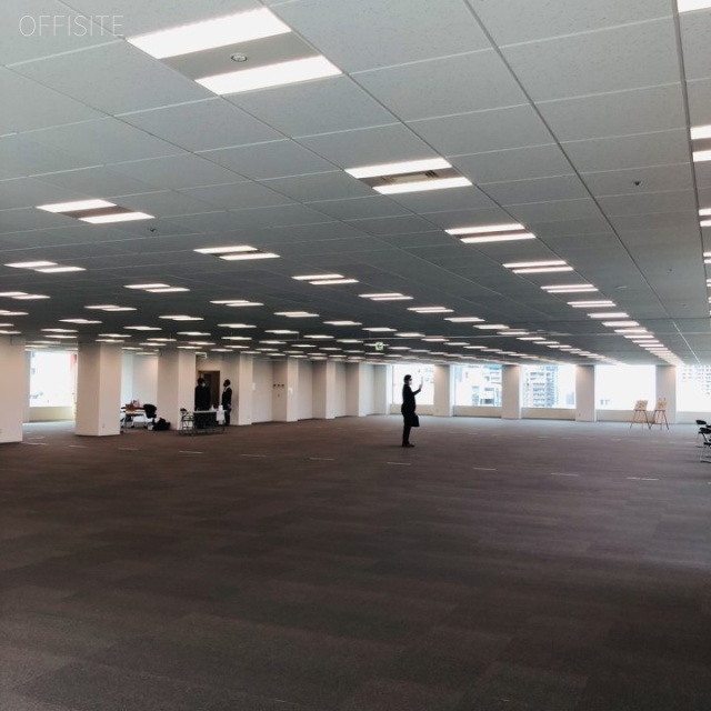 イタリア文化会館ビル 基準階室内