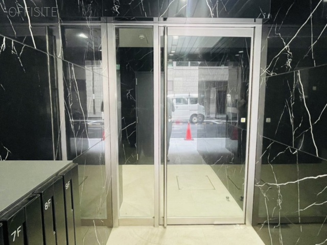 アスカ日本橋小伝馬町ビル オフィスビル出入口