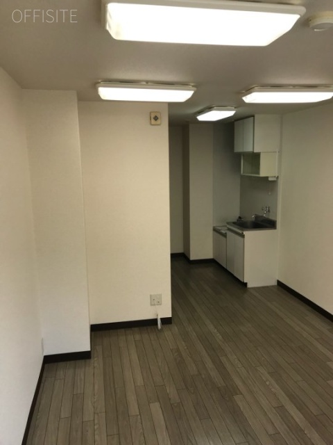 サン・エルサ 210号室 室内