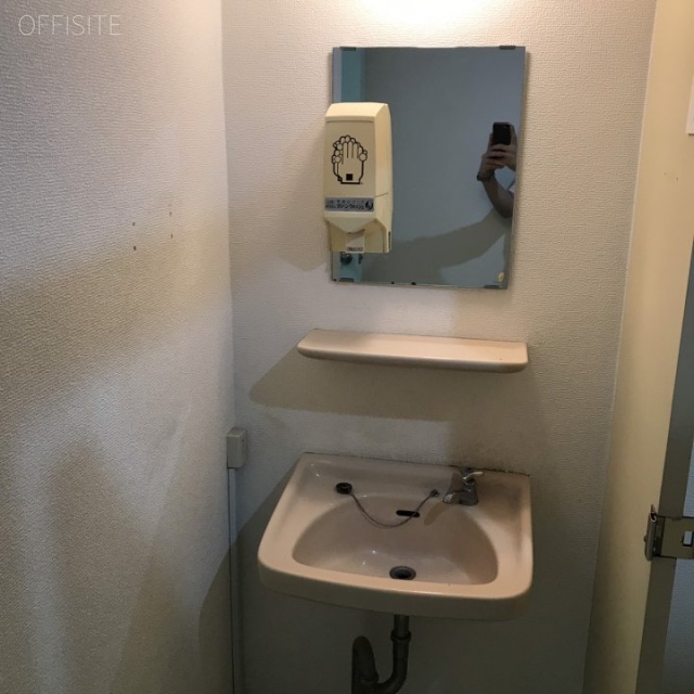 新川田所ビル 洗面台