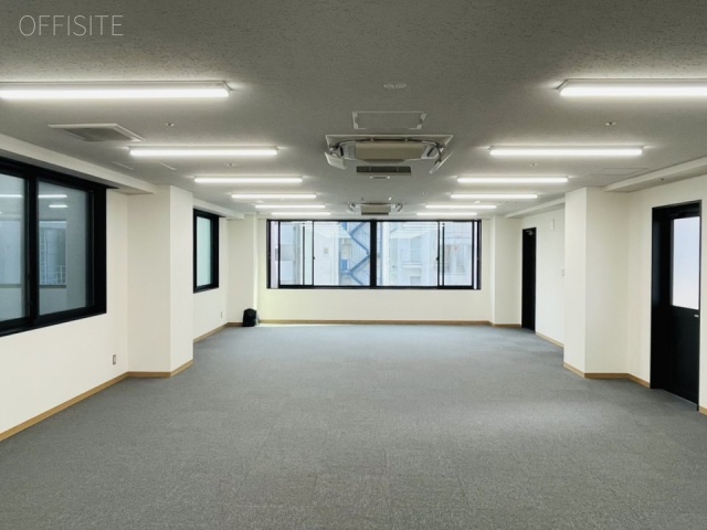 一広グローバルビル 内装