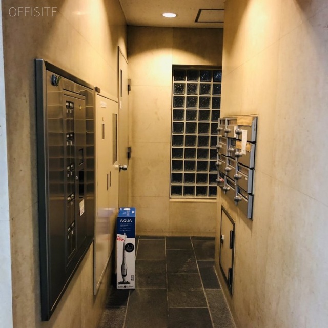 第10矢野新ビル エントランス