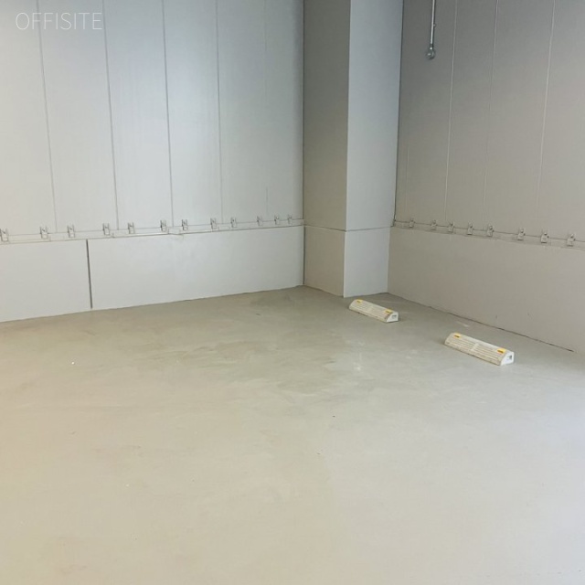 VORT浜松町Ⅳ 駐車場