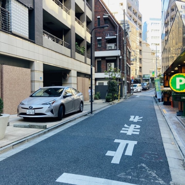 喜京家ビル ビル前面道路