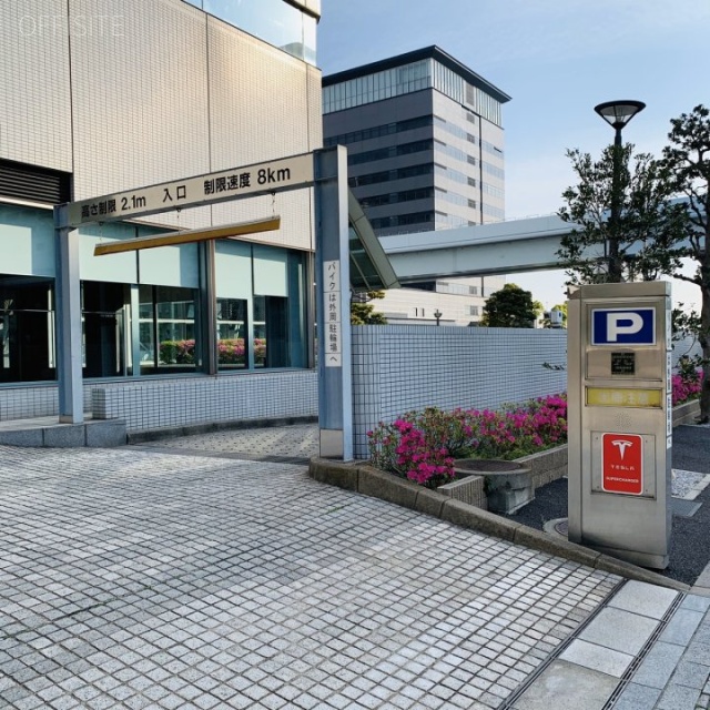 タイム24ビル 駐車場