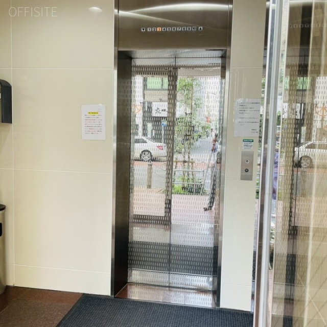 ひのき屋ビル エレベーター