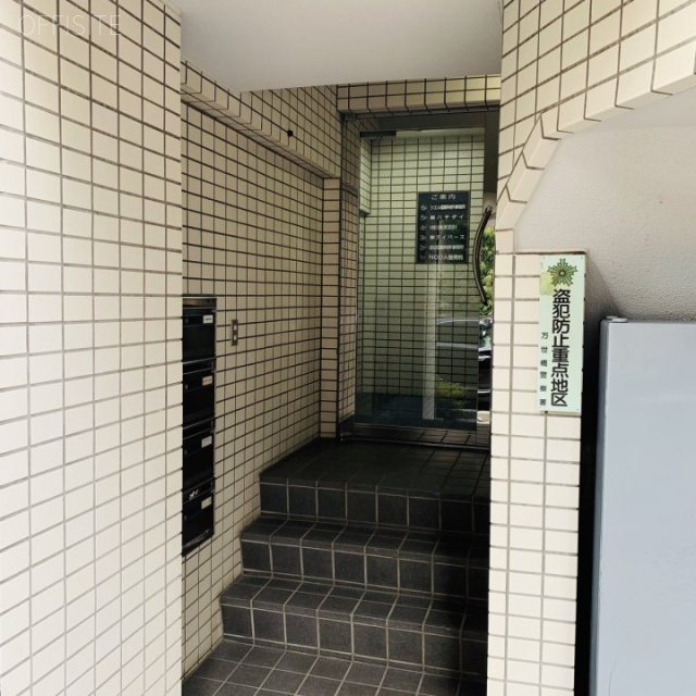 KM千代田ビル エントランス