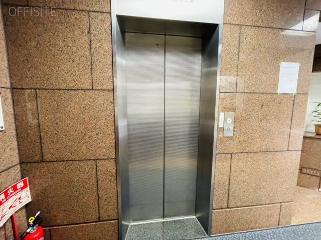 平和MKビル エレベーター