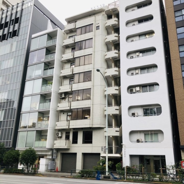 ロリエ市ヶ谷ビル 外観