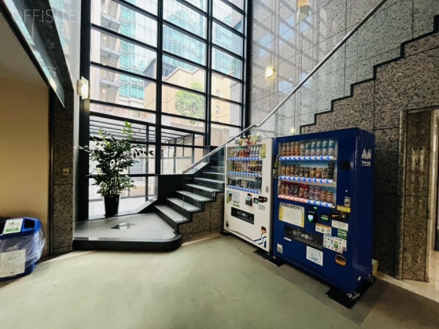 全特六本木ビル(EAST棟) 地下1階 ホール