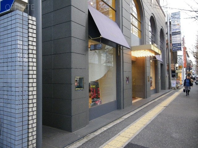 エスラ原宿ビル 1階部分