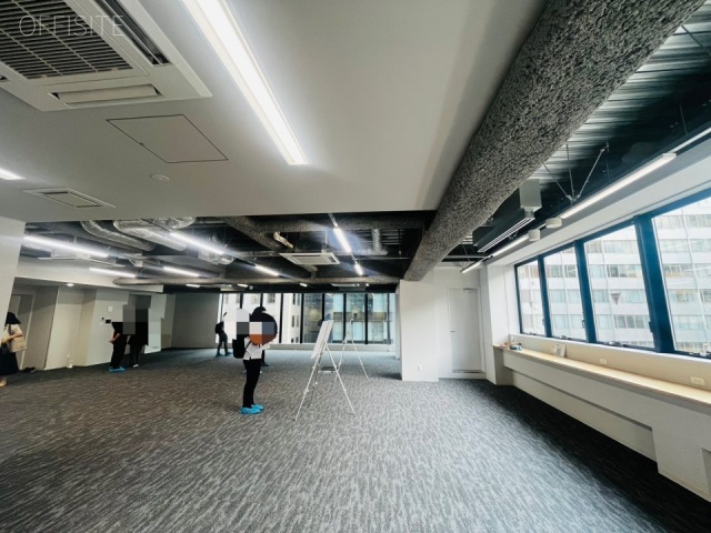 Time With 新日本橋 内装