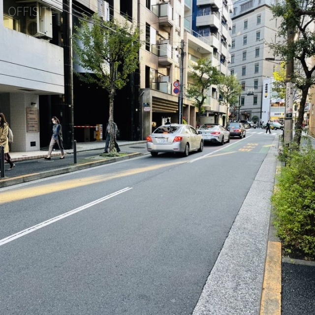 一番町村上ビル ビル前面道路