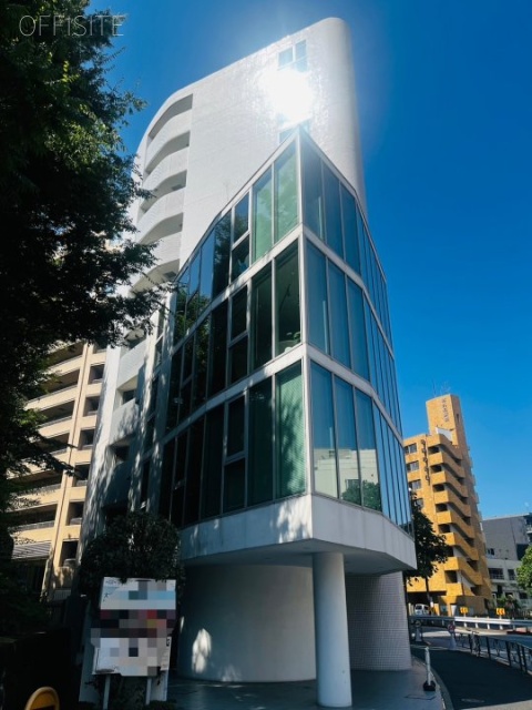 プラウドフラット新宿御苑 外観