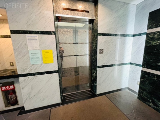 ザ・パークレックス新川 エントランス