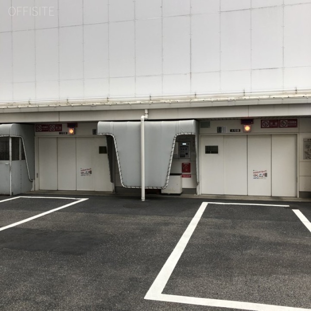 日土地ビル 駐車場