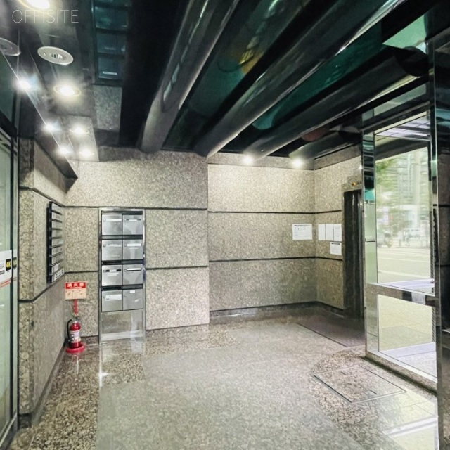 KSKビル エントランス