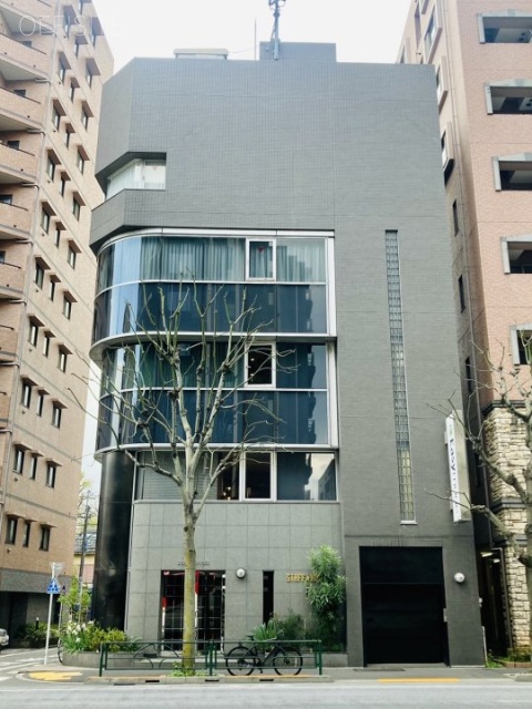 スタッフハウスビル 外観