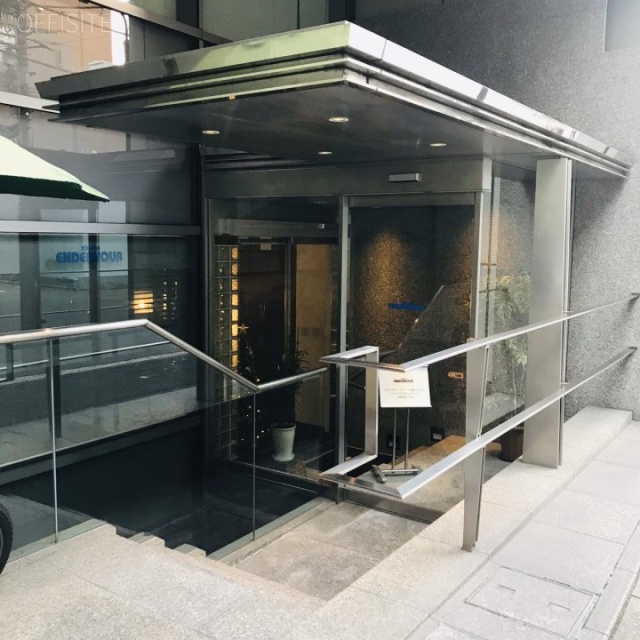 新橋フロンティアビル 外観