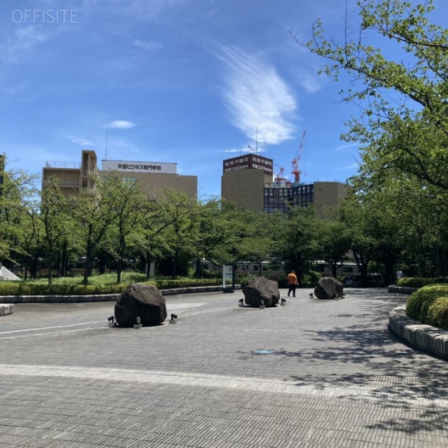 ソリッドスクエア東館 周辺