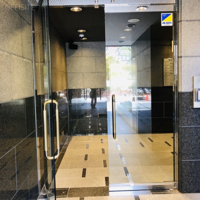 神田MCビル エントランス