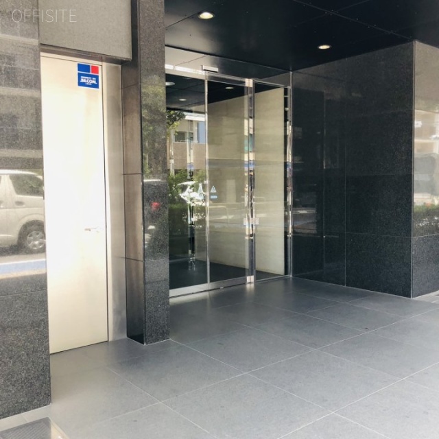 アズ品川ビル オフィスビル出入口