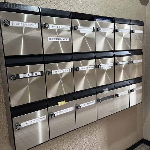 森町ビル エントランス