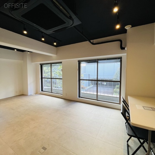 EARTH SHIBAビル 基準階 室内