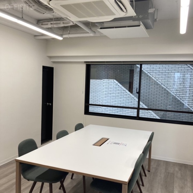 ガーデンクロス新宿御苑 室内