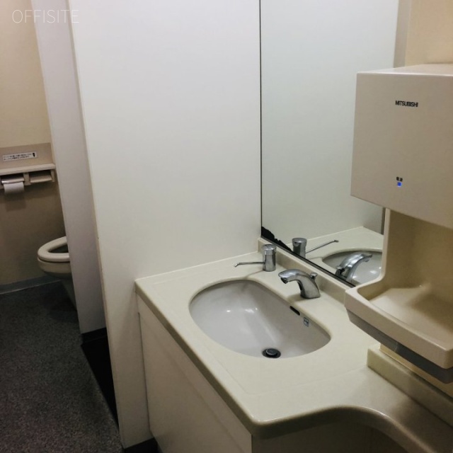 2東洋海事ビル トイレ(洗面台)