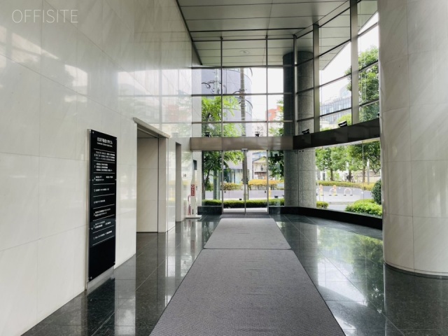 住友不動産六甲ビル エントランス