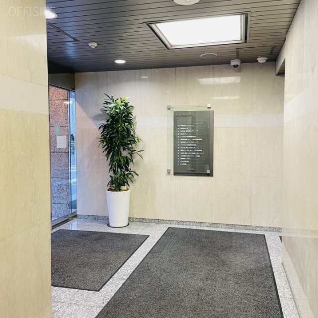 麹町ビル(旧 HAKUWAビル) エントランス