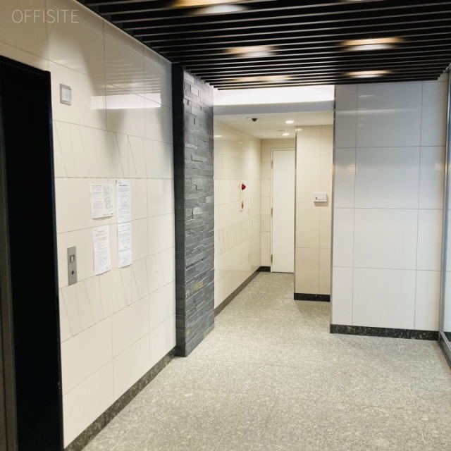 アリビオ九段 エントランス