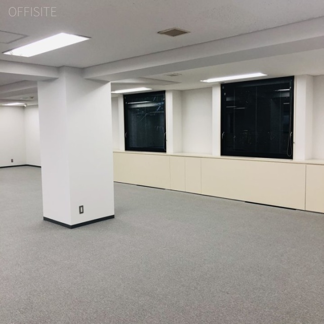 虎ノ門スピリットビル 室内