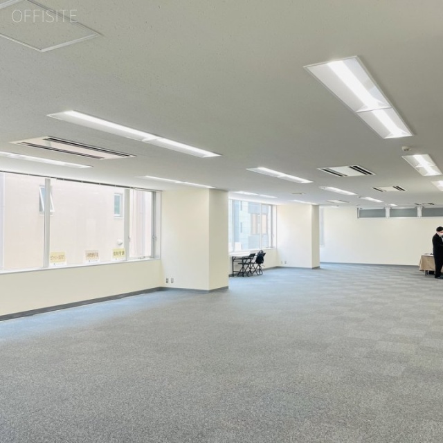 苔香園ビル 室内