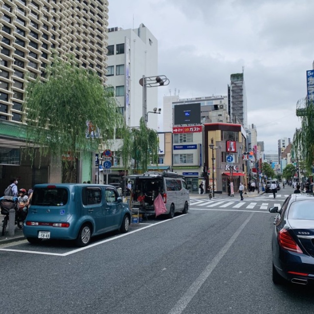 S-PLAZA弥生 ビル前面道路