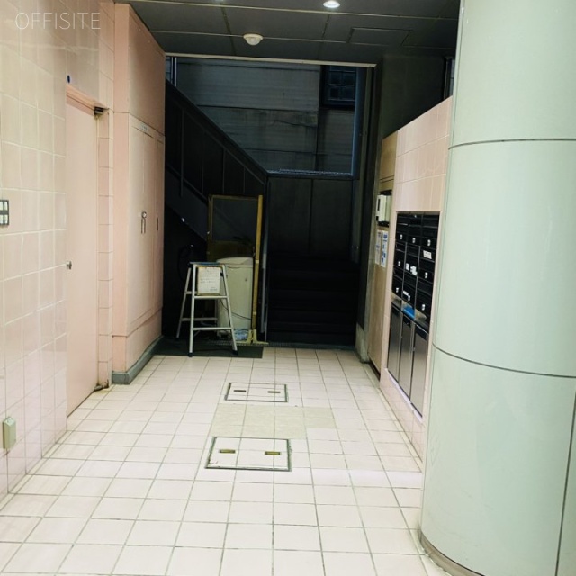 浜松町松永ビル エントランス