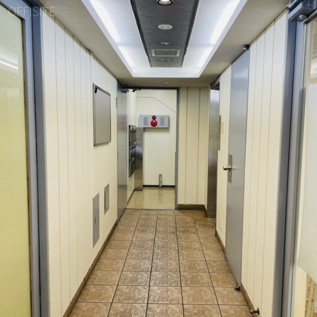 精工ビル エントランス