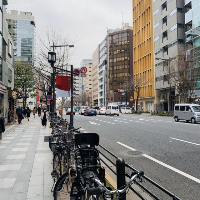 第32荒井(九段南センター)ビル ビル前面道路